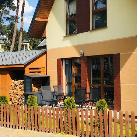 Piekny Duzy Dom 300m Od Plazy مينزفوجة