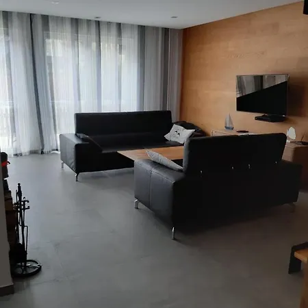 Piekny Duzy Dom 300m Od Plazy بيت للعطل مينزفوجة