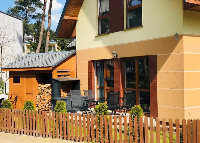 Piekny Duzy Dom 300m Od Plazy Międzywodzie