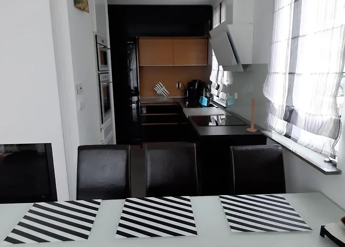 Piekny Duzy Dom 300m Od Plazy *