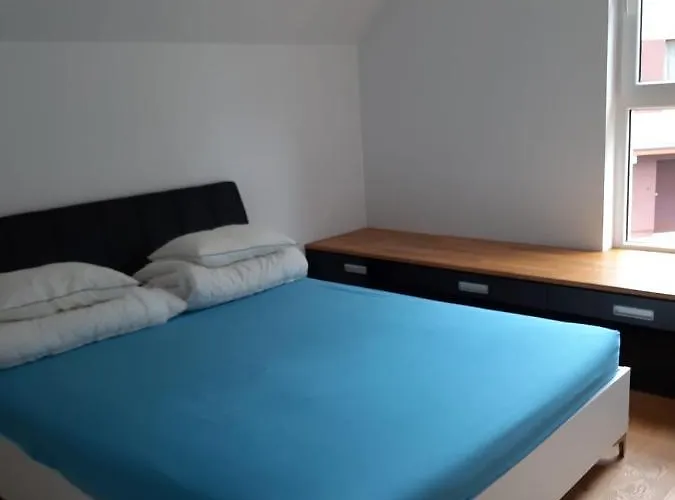 Piekny Duzy Dom 300m Od Plazy Vakantiehuis