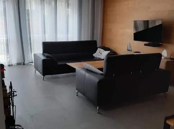 Piekny Duzy Dom 300m Od Plazy Vakantiehuis Międzywodzie